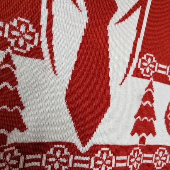 Revolt Sweaters‎ Small Ranboo Limited Edition Red Holiday Christmas Sweater - Picture 9 of 12